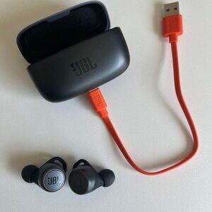 JBL LIVE 300 -- premium wireless earbuds